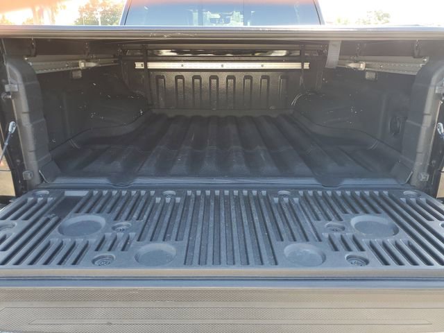 Used 2024 Nissan Frontier PRO-4X w/ Pro Premium Package image 7