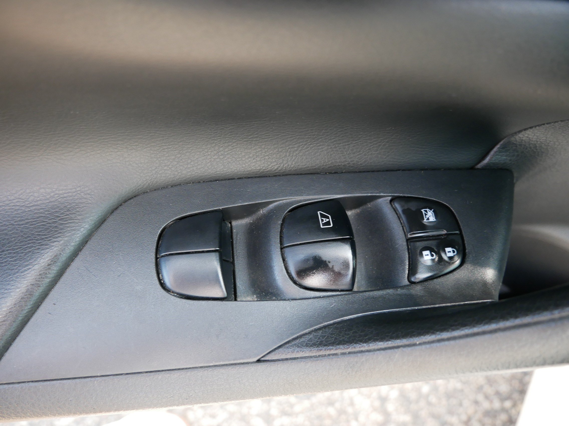 Used 2017 Nissan Altima 2.5 SR FWD image 20