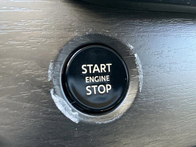 Used 2025 Nissan Murano SV AWD/4WD image 38