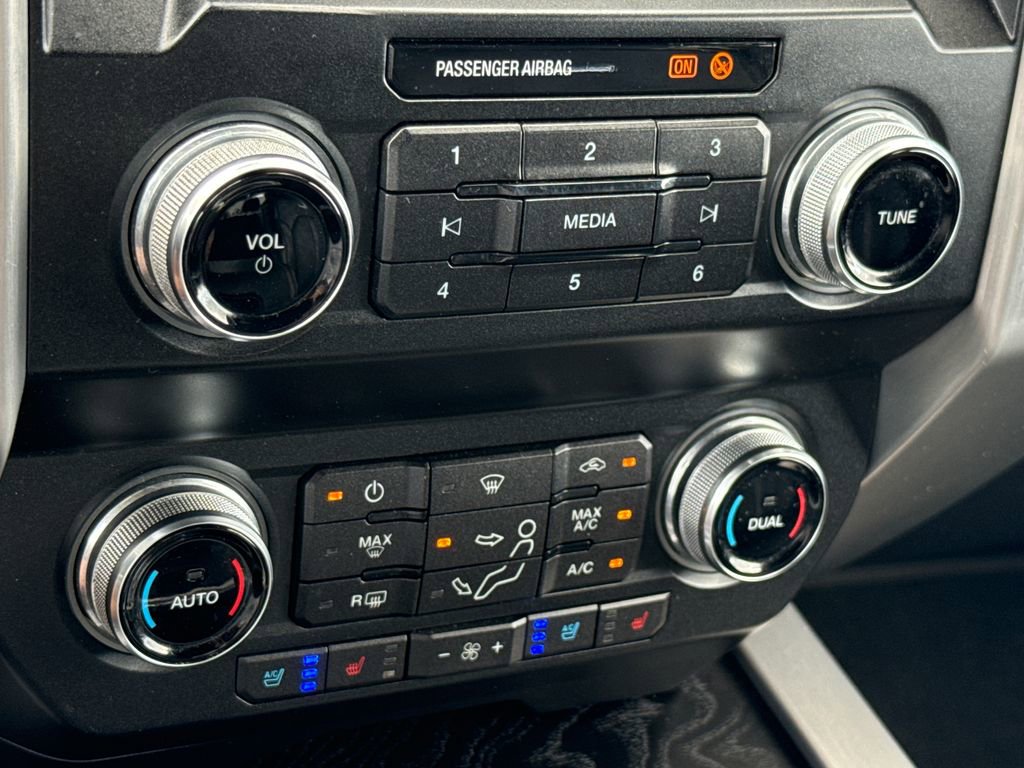 Certified 2019 Ford F250 Platinum w/ Platinum Ultimate Package image 23