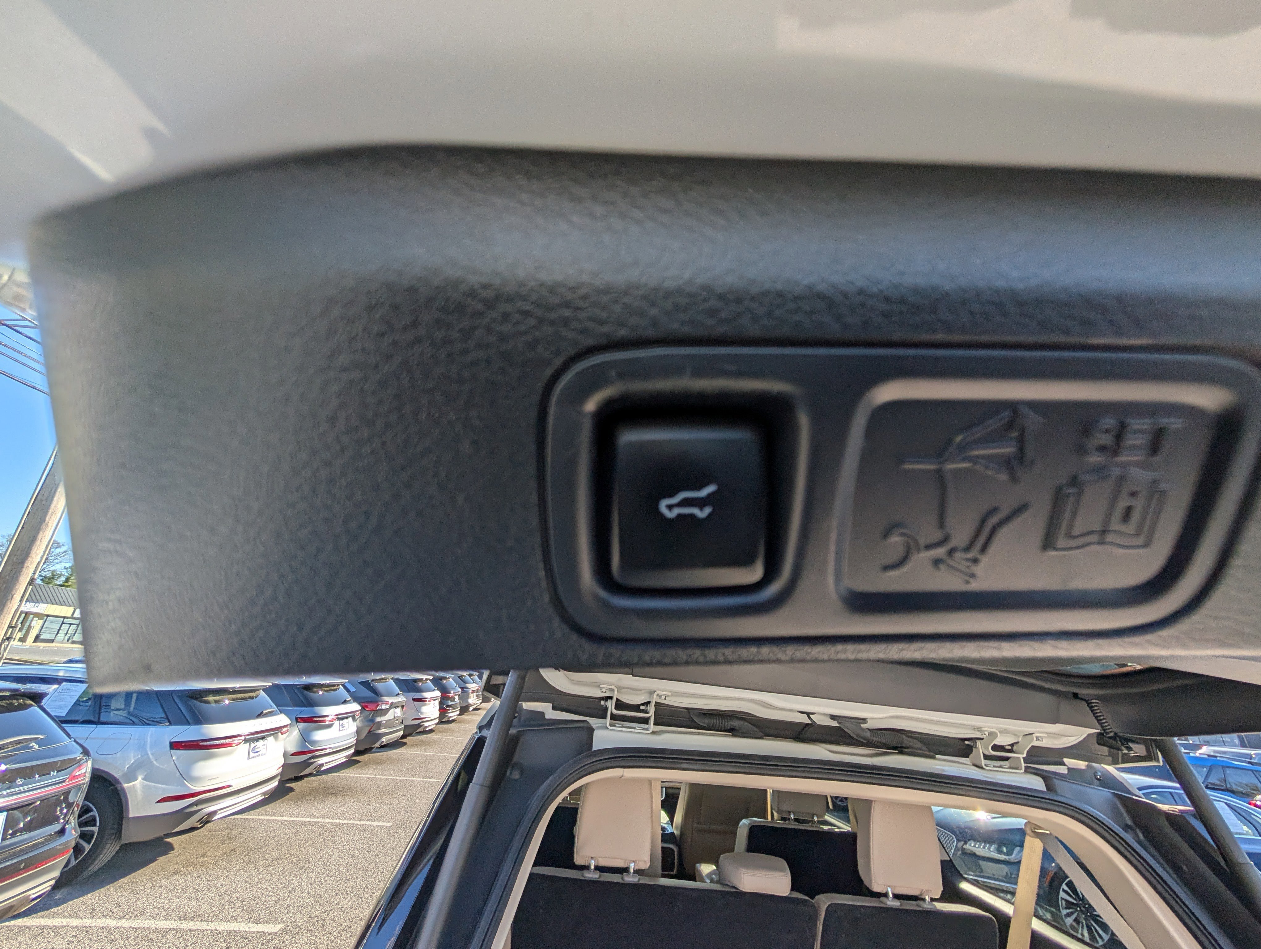 Certified 2022 Ford Expedition Max Limited image 16