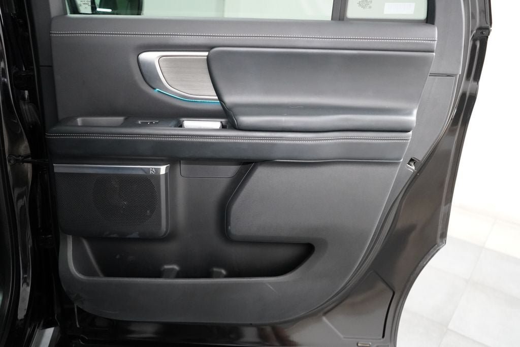 Certified 2025 Ford Expedition Max Platinum AWD/4WD image 32