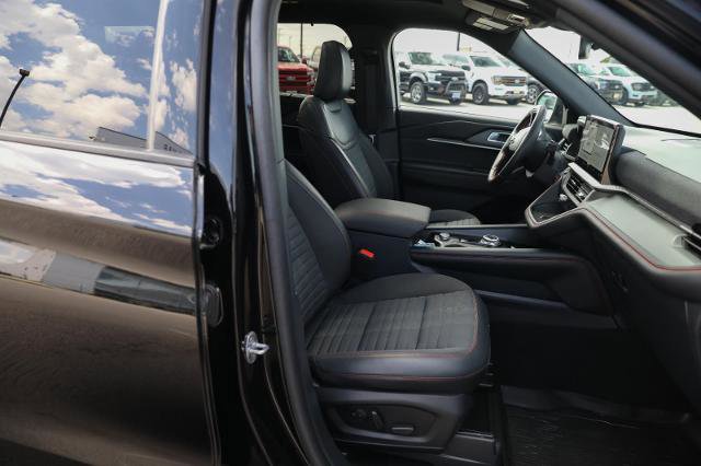 Certified 2025 Ford Explorer ST-Line w/ Premium Package image 36