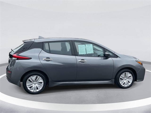 Used 2024 Nissan Leaf S image 2