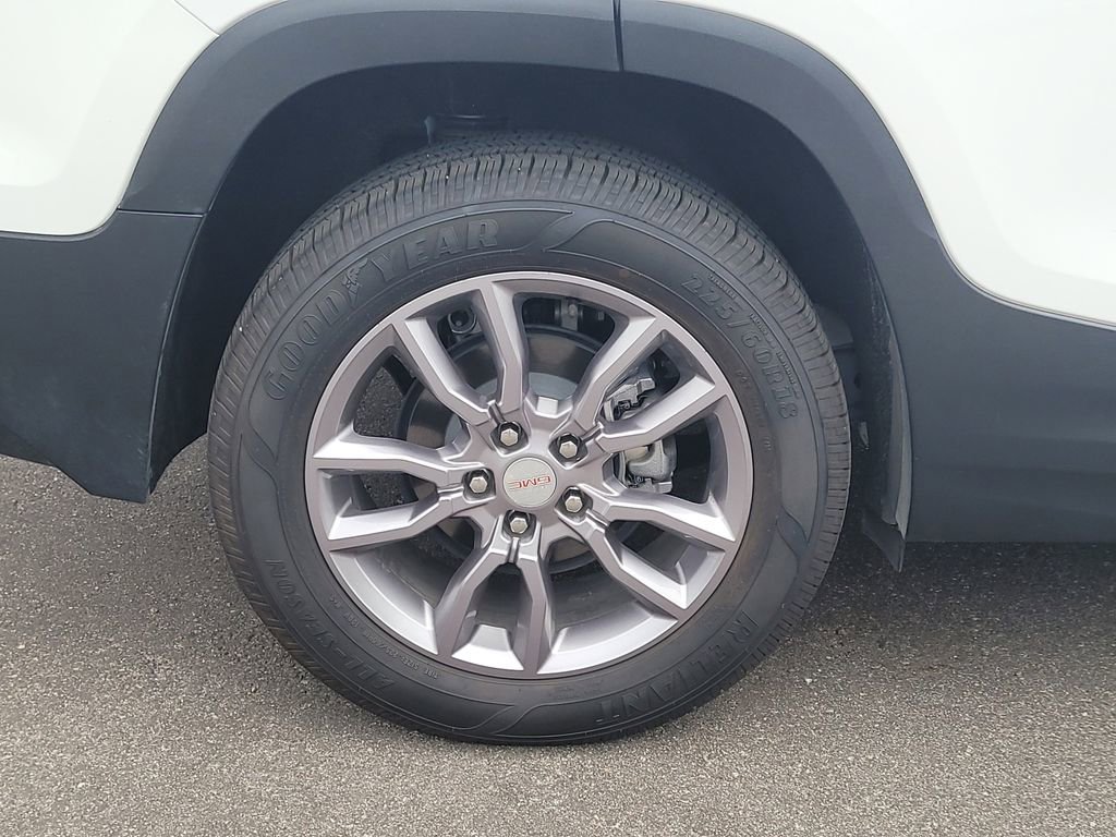 Used 2022 GMC Terrain SLT w/ Infotainment Package II AWD/4WD image 5
