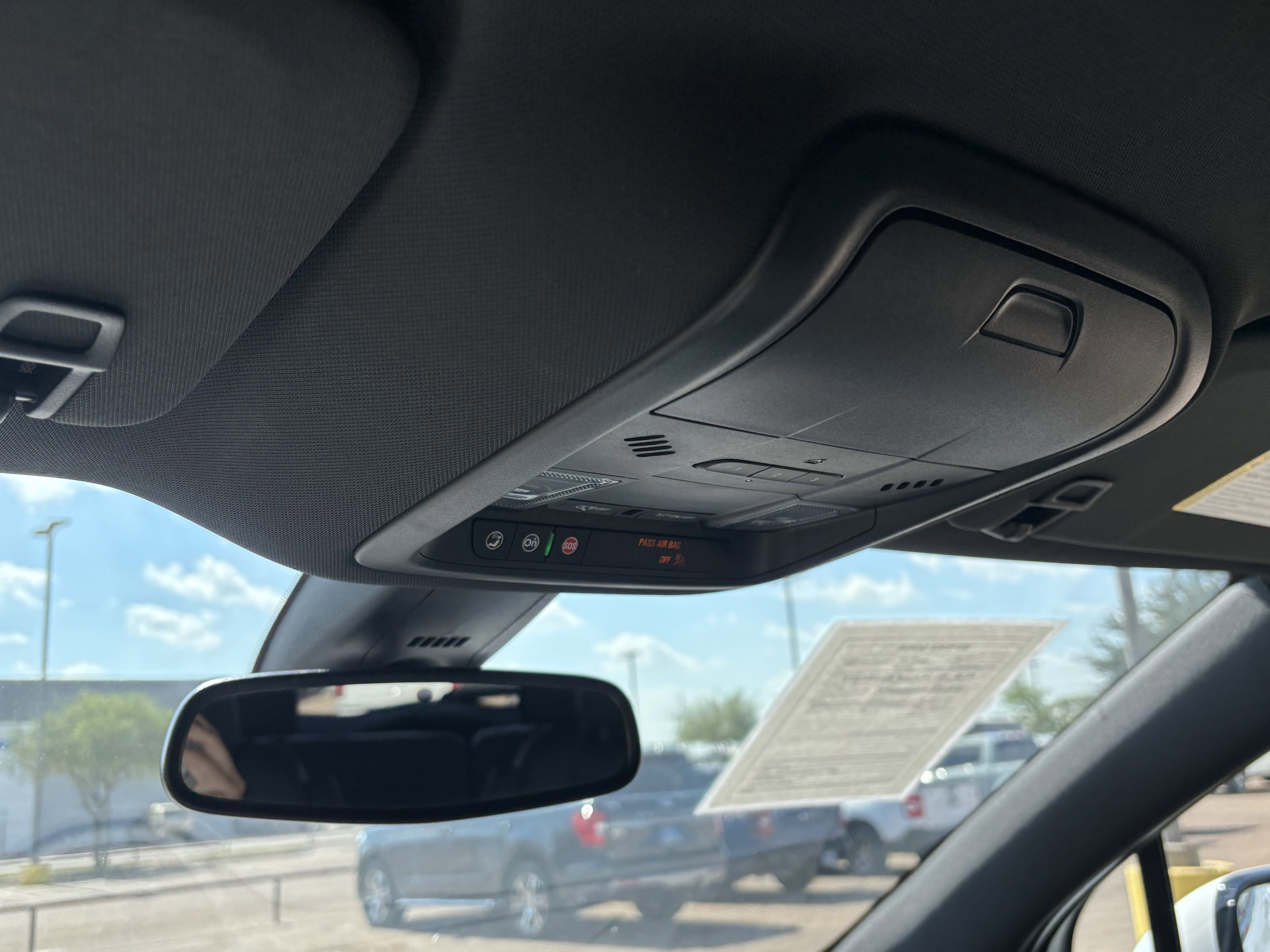 Used 2023 Buick Enclave Essence image 40