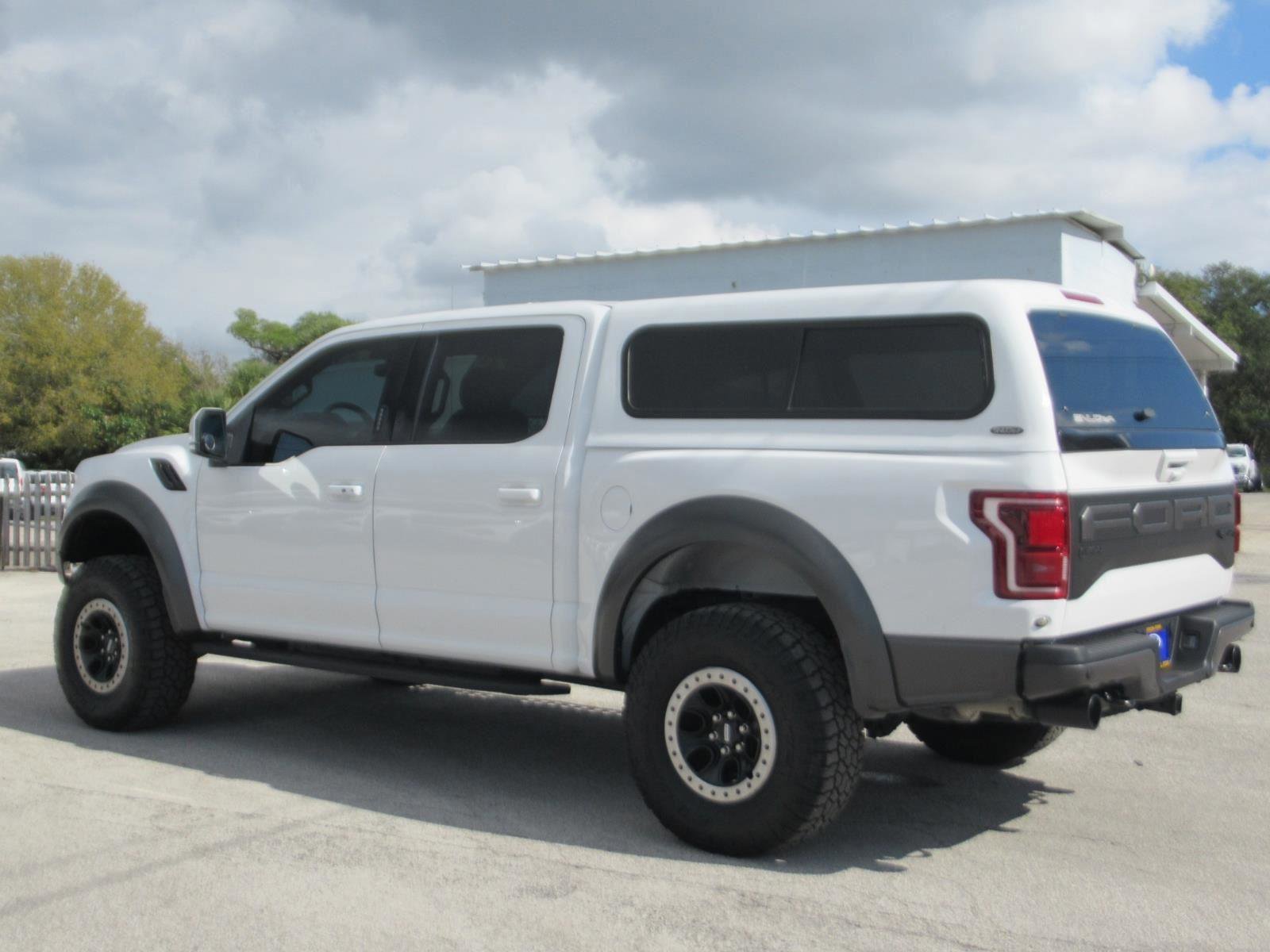 Certified 2020 Ford F150 Raptor w/ Equipment Group 802A Luxury image 2