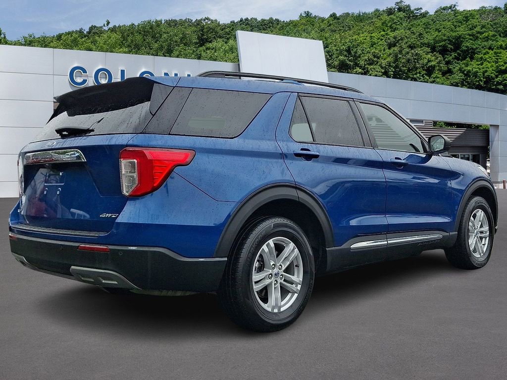 Certified 2022 Ford Explorer XLT w/ Equipment Group 202A AWD/4WD image 6