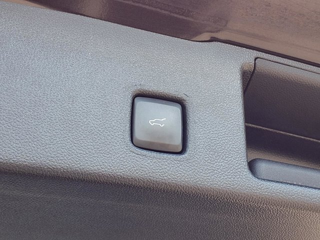 Certified 2023 Ford Escape Platinum AWD/4WD image 23