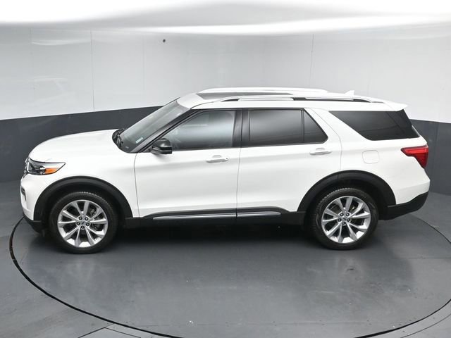 Certified 2023 Ford Explorer Platinum w/ Technology Package image 7