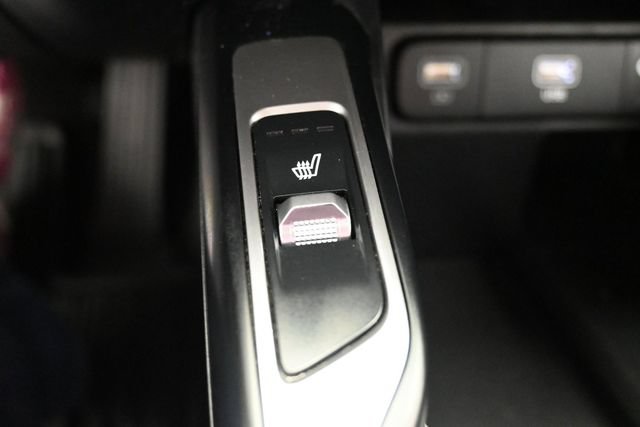 Used 2023 Kia Sorento EX AWD/4WD image 13