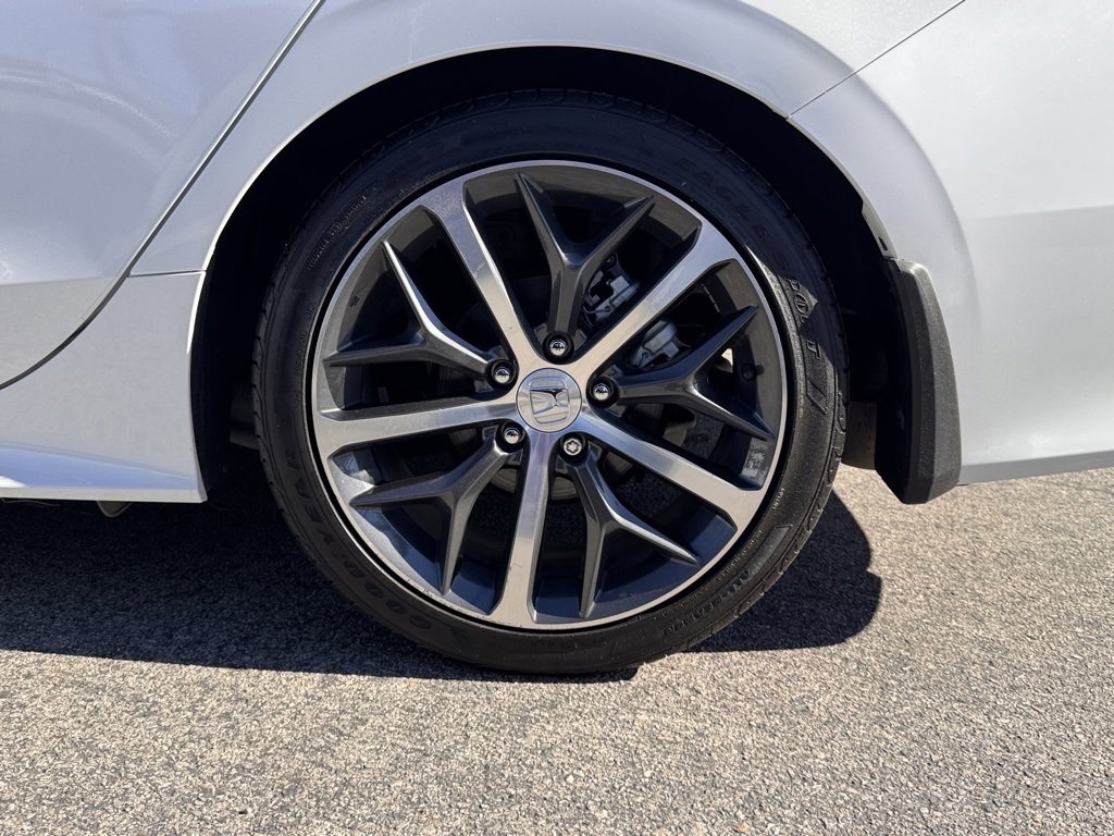 Used 2024 Honda Civic Touring image 14