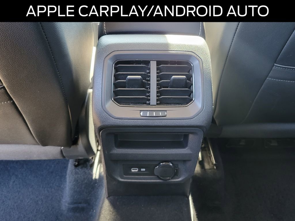 Used 2022 Volkswagen Tiguan SE image 10