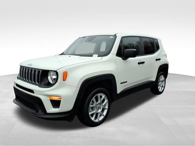 Used 2023 Jeep Renegade Latitude image 2