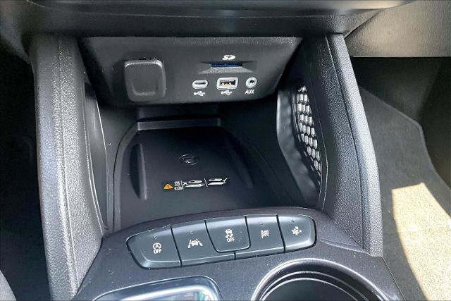 Used 2023 Chevrolet TrailBlazer ACTIV w/ Technology Package FWD image 31