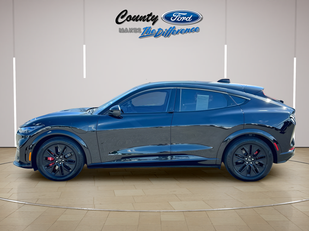 Certified 2025 Ford Mustang Mach-E Premium w/ Sport Appearance Package AWD/4WD image 3