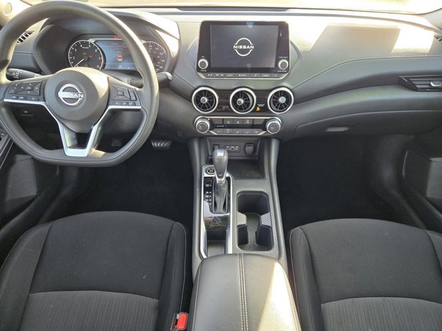 Used 2025 Nissan Sentra SV FWD image 11