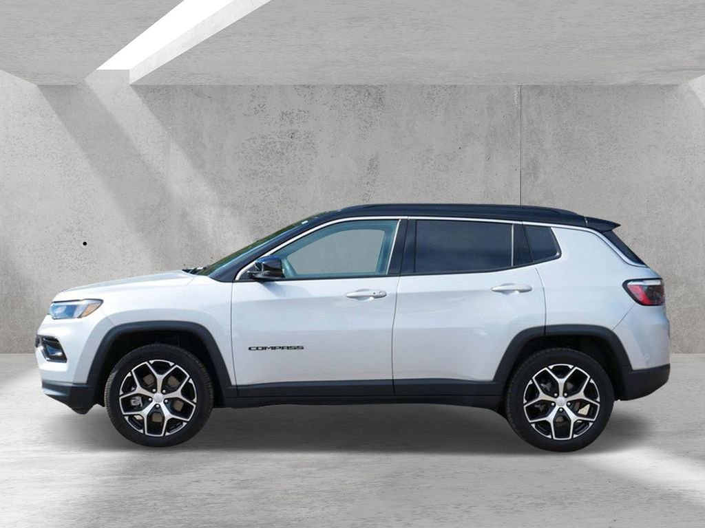 Used 2024 Jeep Compass Limited AWD/4WD image 5