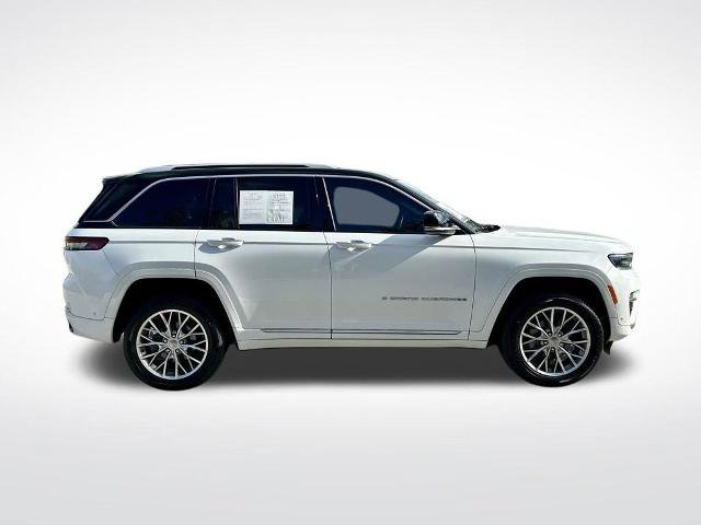 Used 2023 Jeep Grand Cherokee Summit w/ Adv Protech Group IV AWD/4WD image 4
