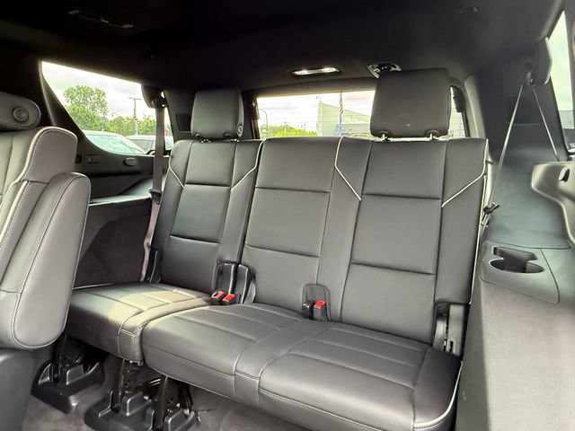 Used 2024 Cadillac Escalade Premium Luxury w/ LPO, Floor Liner Package AWD/4WD image 11