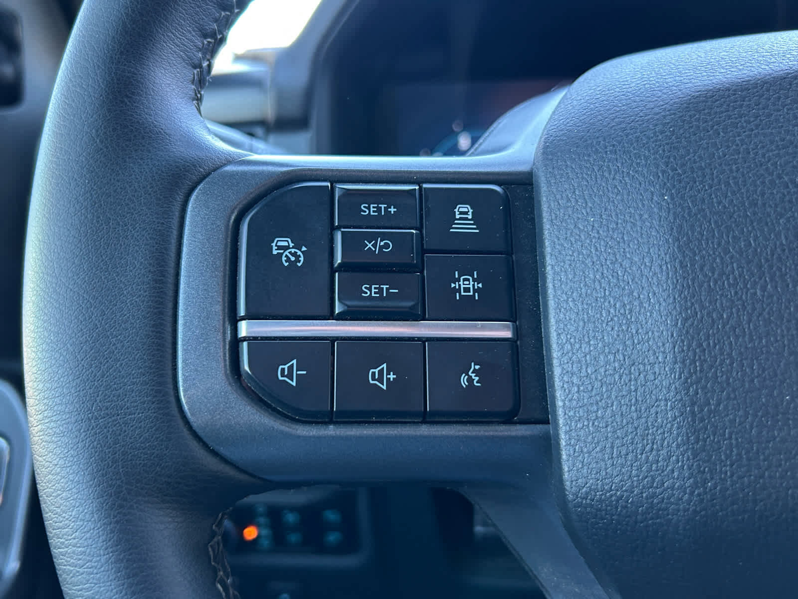 Certified 2025 Ford F150 Lariat image 32