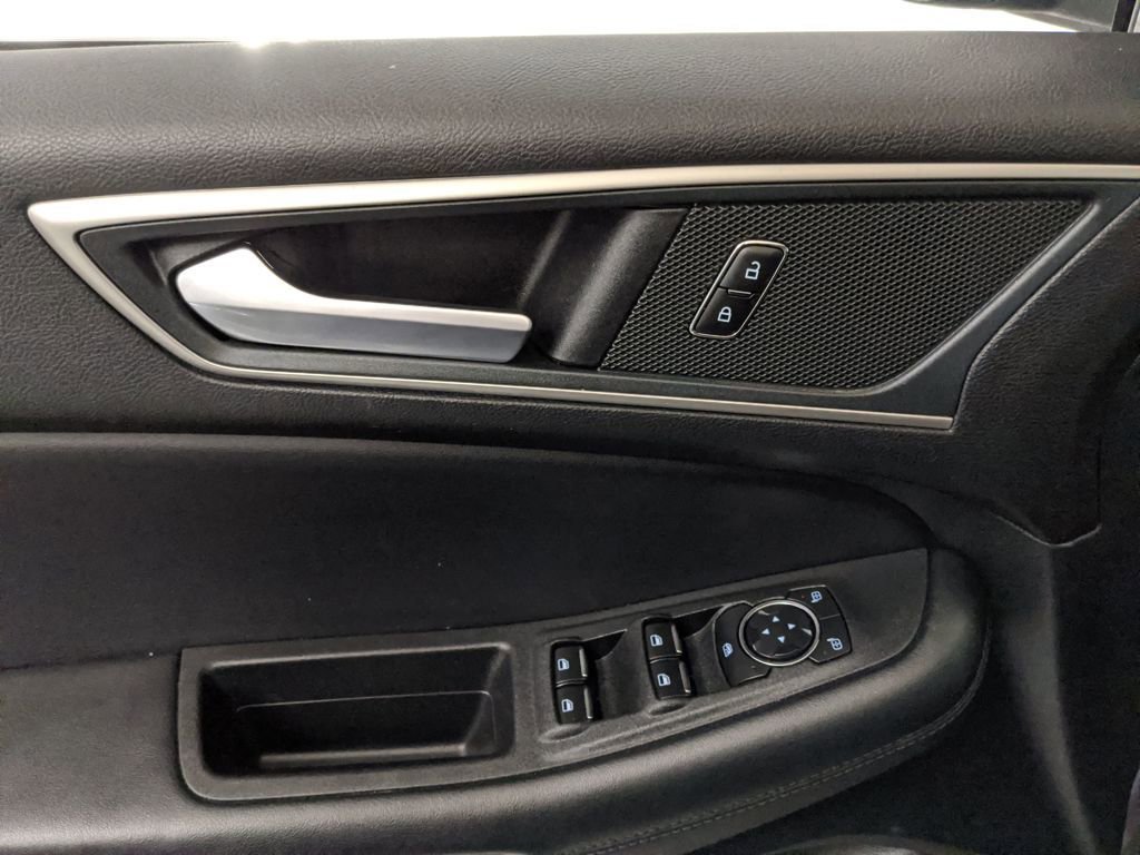 Certified 2024 Ford Edge SEL image 21