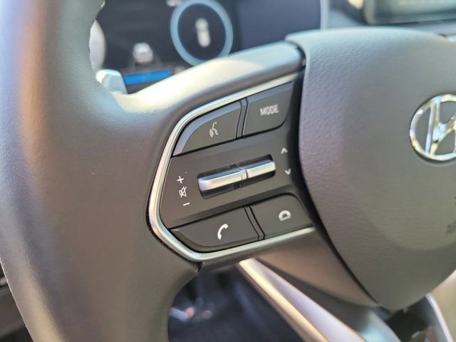 Used 2022 Hyundai Santa Fe Limited image 25