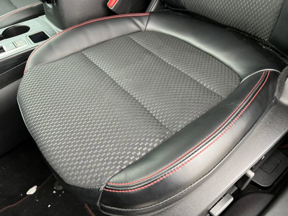 Certified 2023 Ford Escape ST-Line w/ Tech Pack #1 image 15