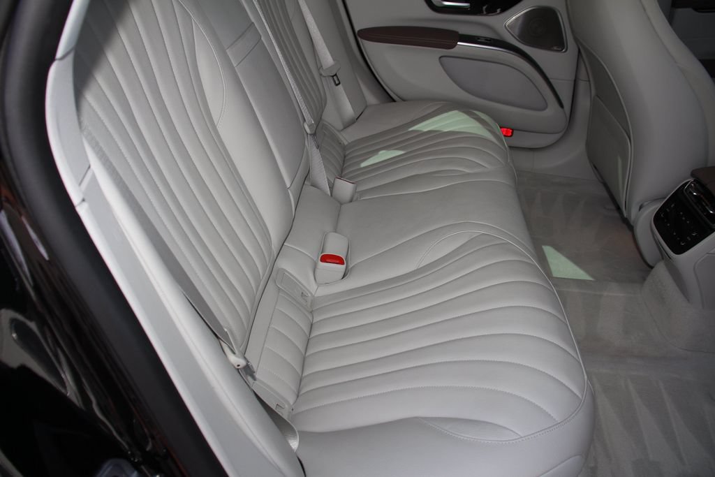 Used 2023 Mercedes-Benz EQS 450+ Sedan image 25