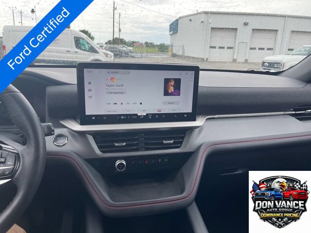 Certified 2025 Ford Explorer ST-Line w/ ST-Line Street Pack AWD/4WD image 17
