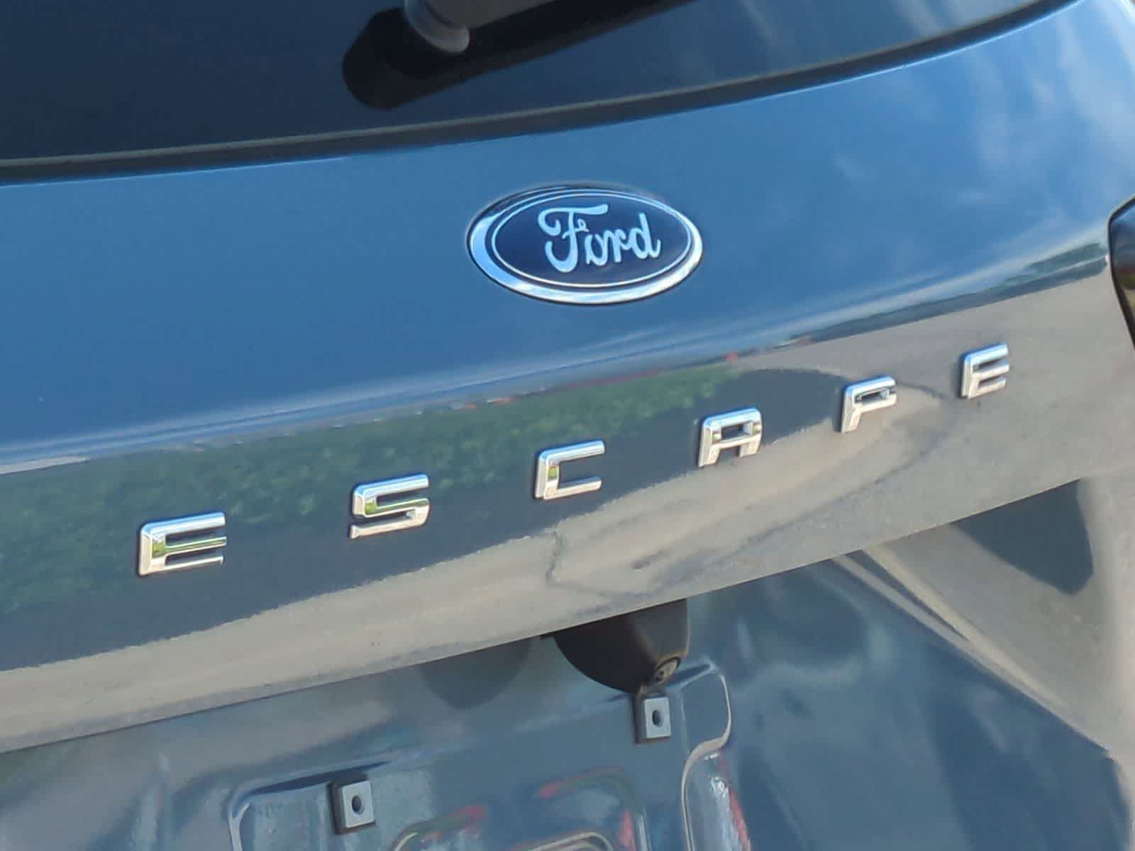 Certified 2024 Ford Escape ST-Line w/ Tech Pack #1 AWD/4WD image 13