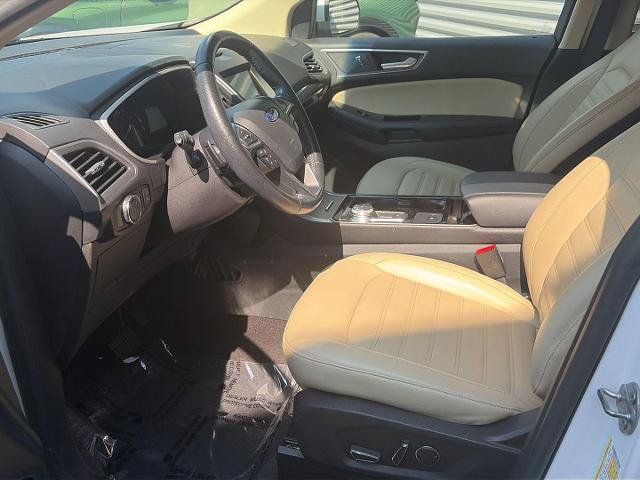 Certified 2019 Ford Edge SEL w/ Equipment Group 201A AWD/4WD image 16