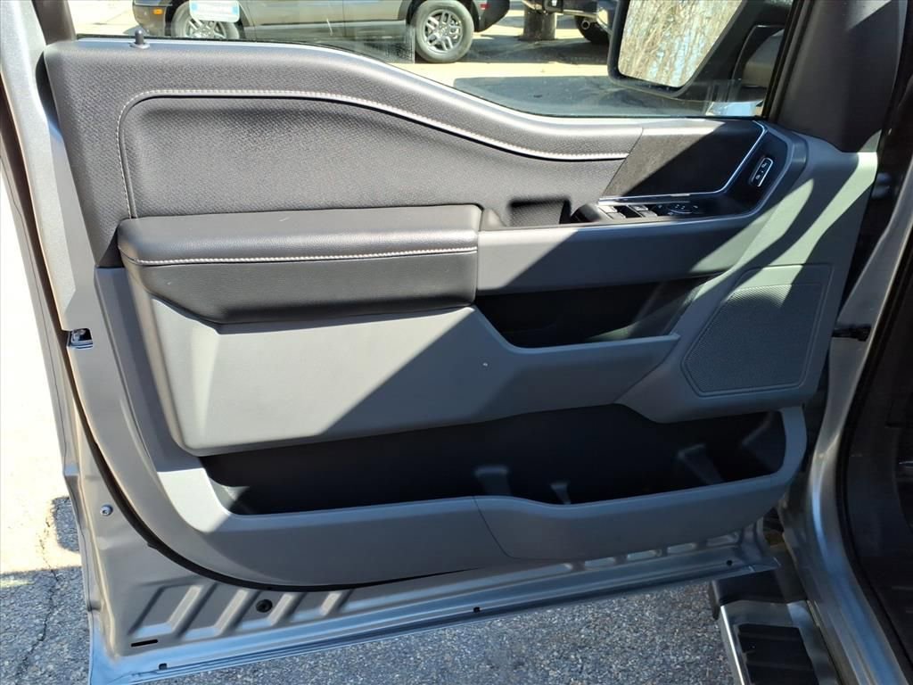 Certified 2025 Ford F150 XLT w/ Equipment Group 301A Standard image 15