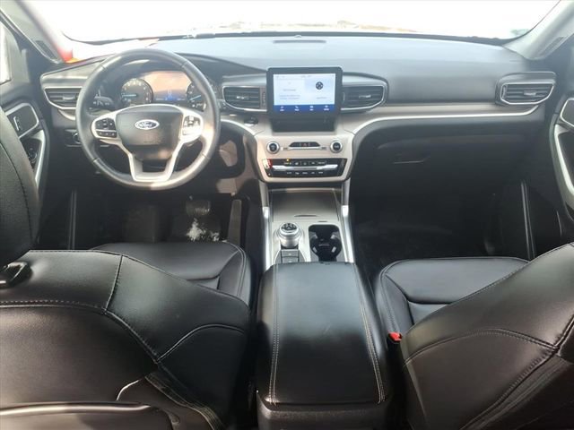 Certified 2023 Ford Explorer XLT w/ Equipment Group 202A image 14