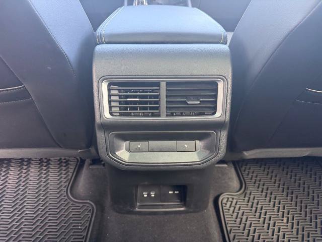 Used 2024 Volkswagen Atlas Cross Sport SEL R-Line AWD/4WD image 22