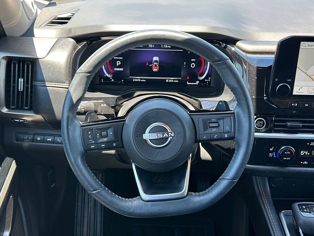 Used 2024 Nissan Pathfinder Platinum FWD image 25