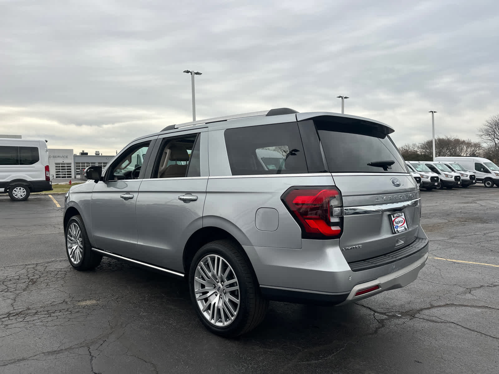 Certified 2023 Ford Expedition Limited image 5