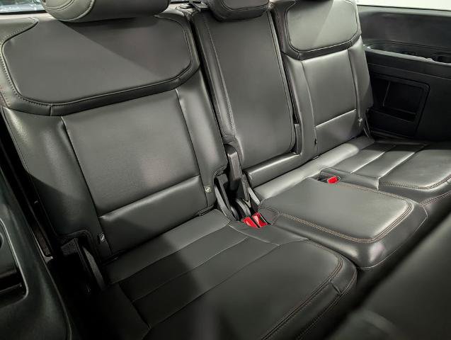 Certified 2025 Ford Expedition Active AWD/4WD image 33