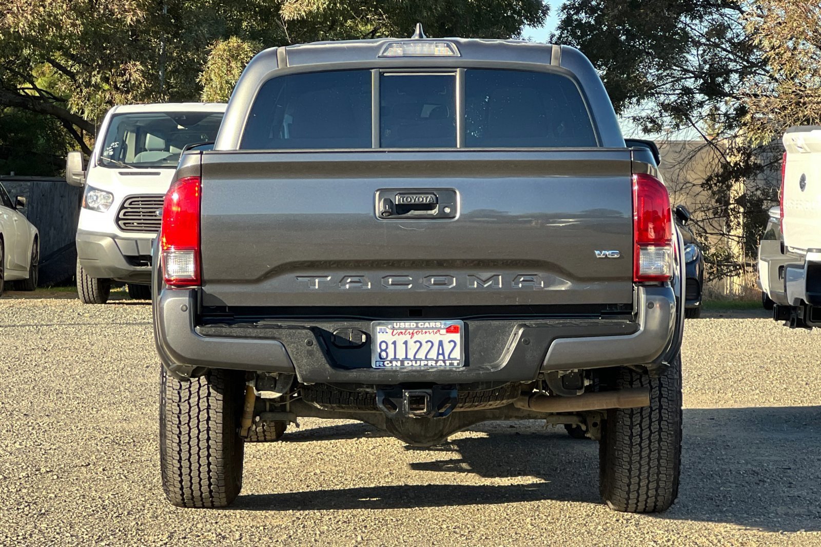 Used 2016 Toyota Tacoma TRD Off-Road image 4