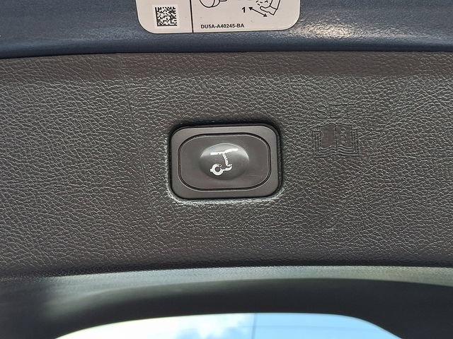 Certified 2019 Ford Edge SEL w/ Equipment Group 201A AWD/4WD image 31