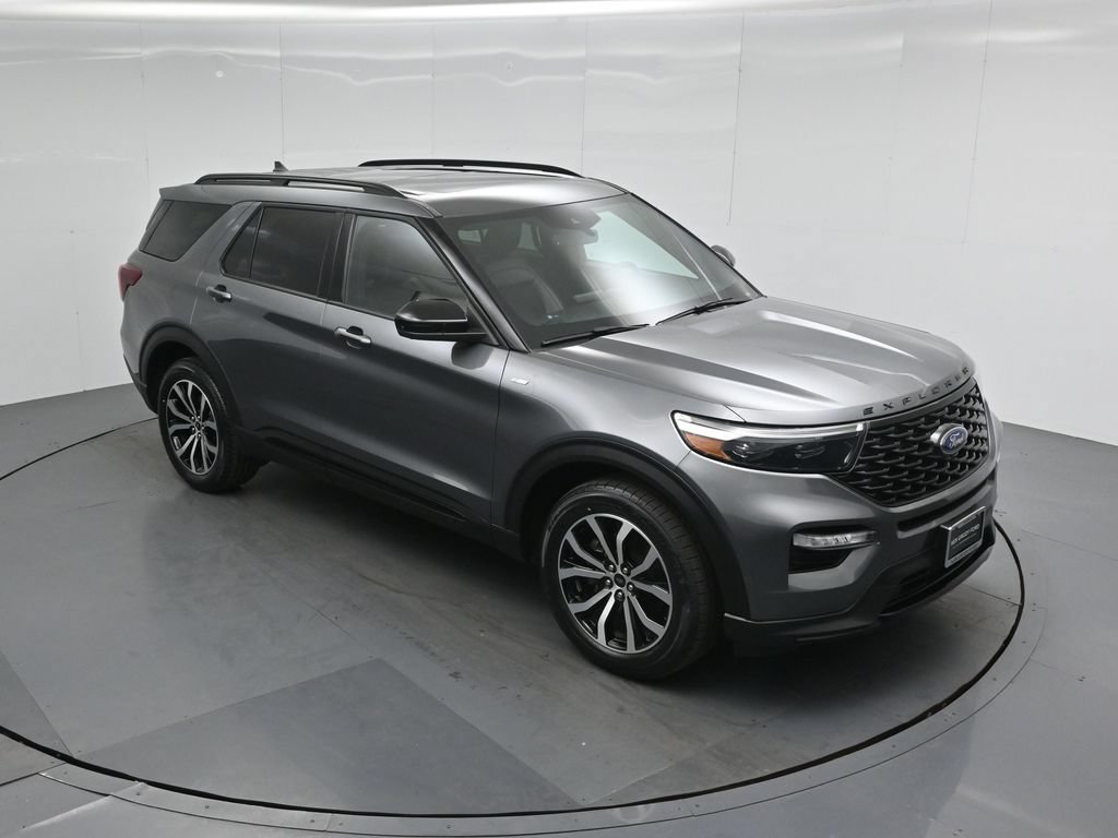 Certified 2022 Ford Explorer ST-Line w/ Class IV Trailer Tow Package AWD/4WD image 36