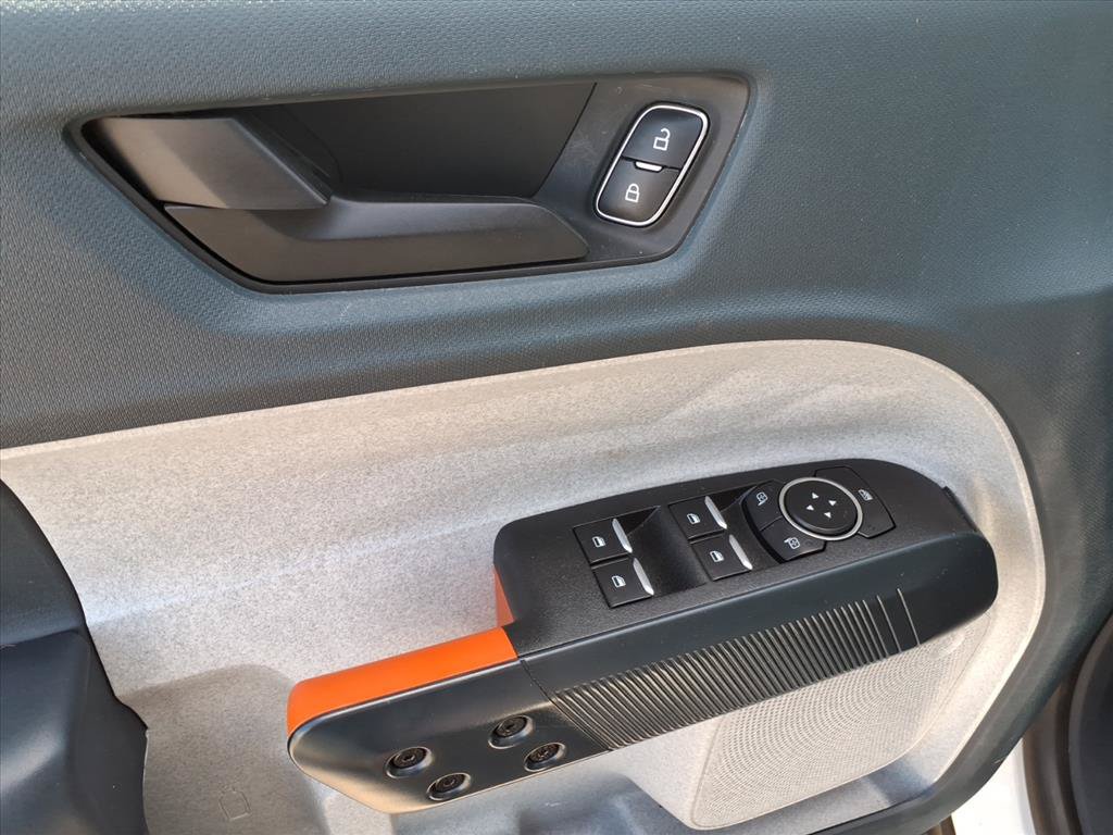 Certified 2023 Ford Maverick XLT FWD image 10