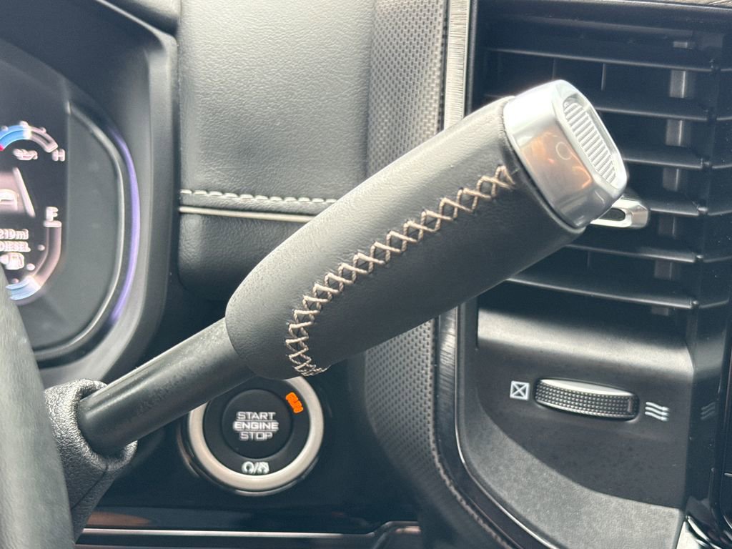 Used 2025 RAM 3500 Limited image 27