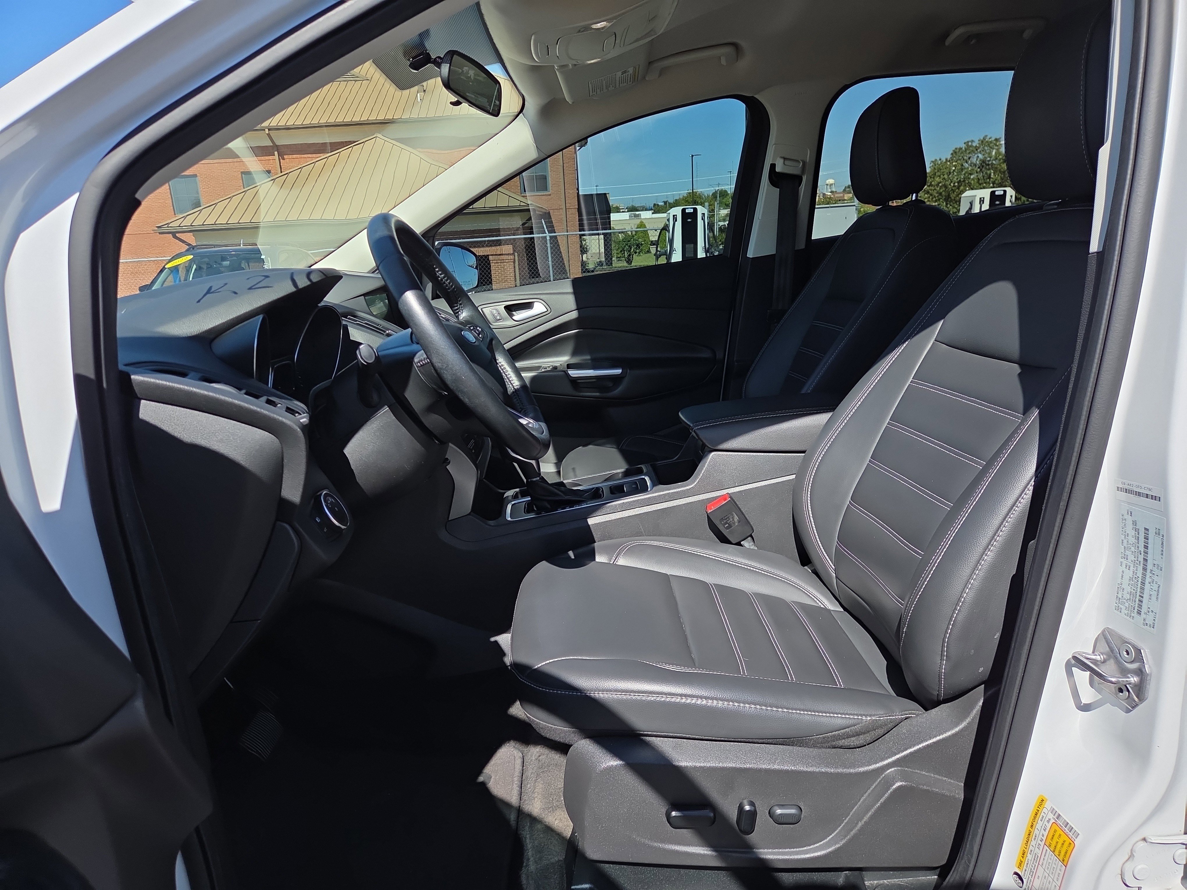 Certified 2019 Ford Escape SEL AWD/4WD image 10