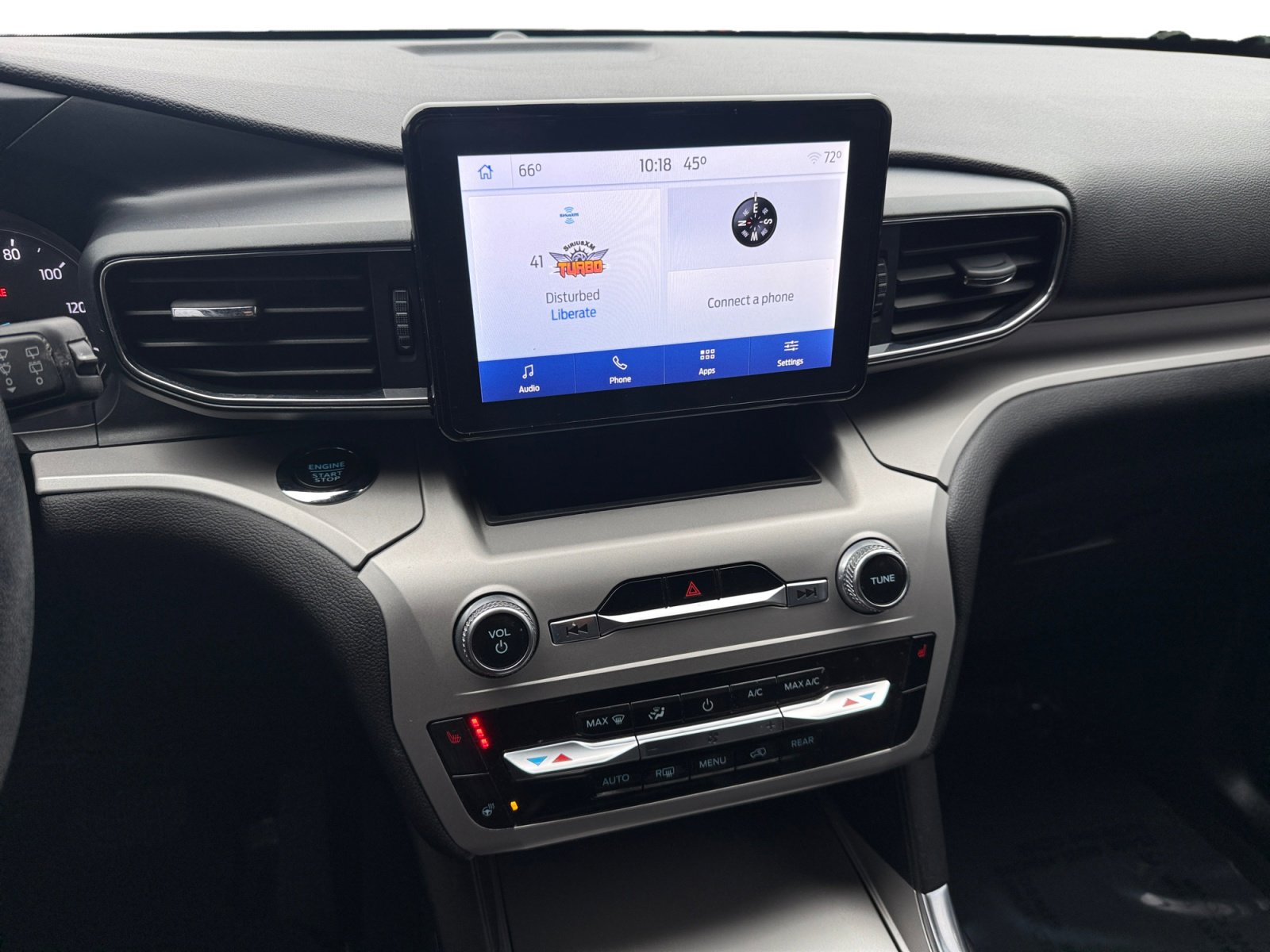 Certified 2022 Ford Explorer XLT w/ Equipment Group 202A image 12