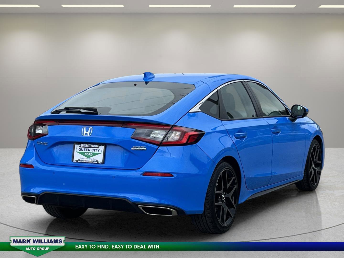 Used 2024 Honda Civic Sport Touring image 3