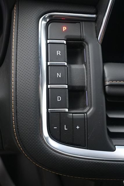 Used 2023 GMC Yukon XL AT4 w/ LPO, Floor Liner Package AWD/4WD image 12