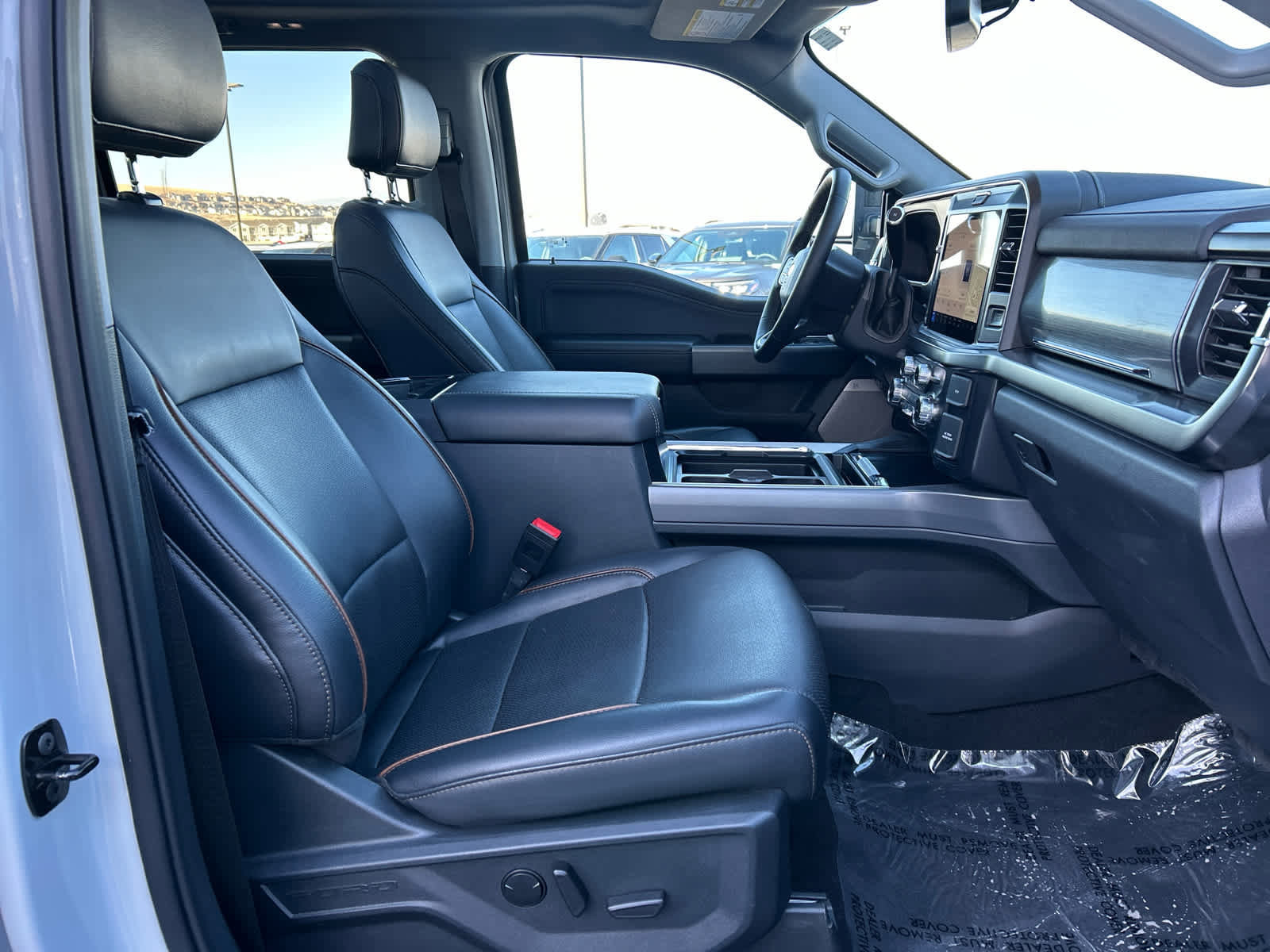 Certified 2025 Ford F450 Lariat w/ FX4 Off-Road Package image 19