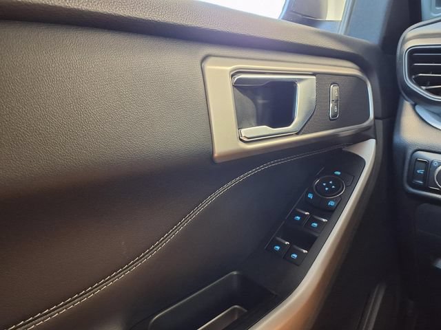 Certified 2024 Ford Explorer XLT AWD/4WD image 20