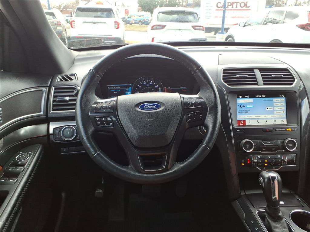 Certified 2019 Ford Explorer XLT w/ Equipment Group 202A image 15